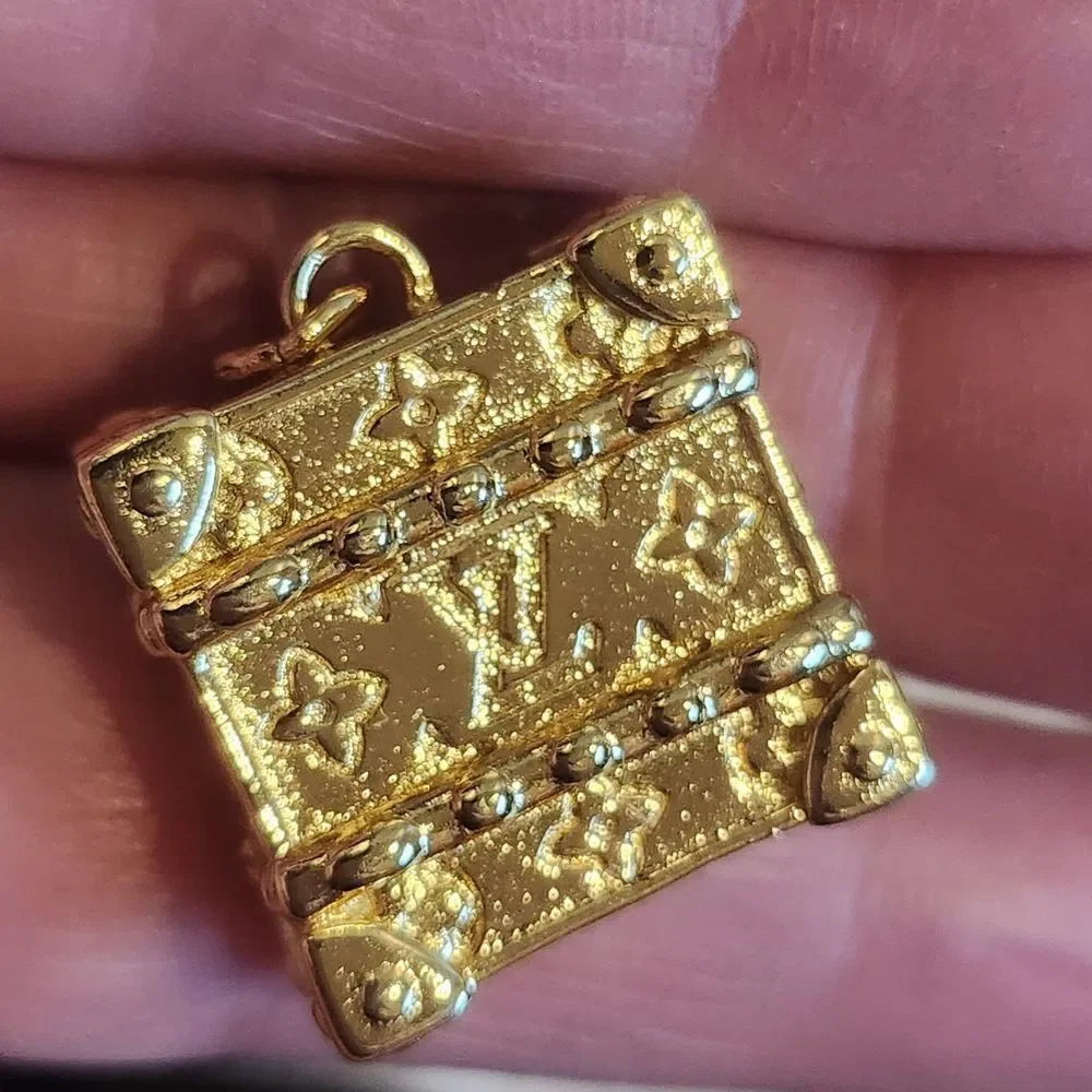 Louis Vuitton loius vuitton